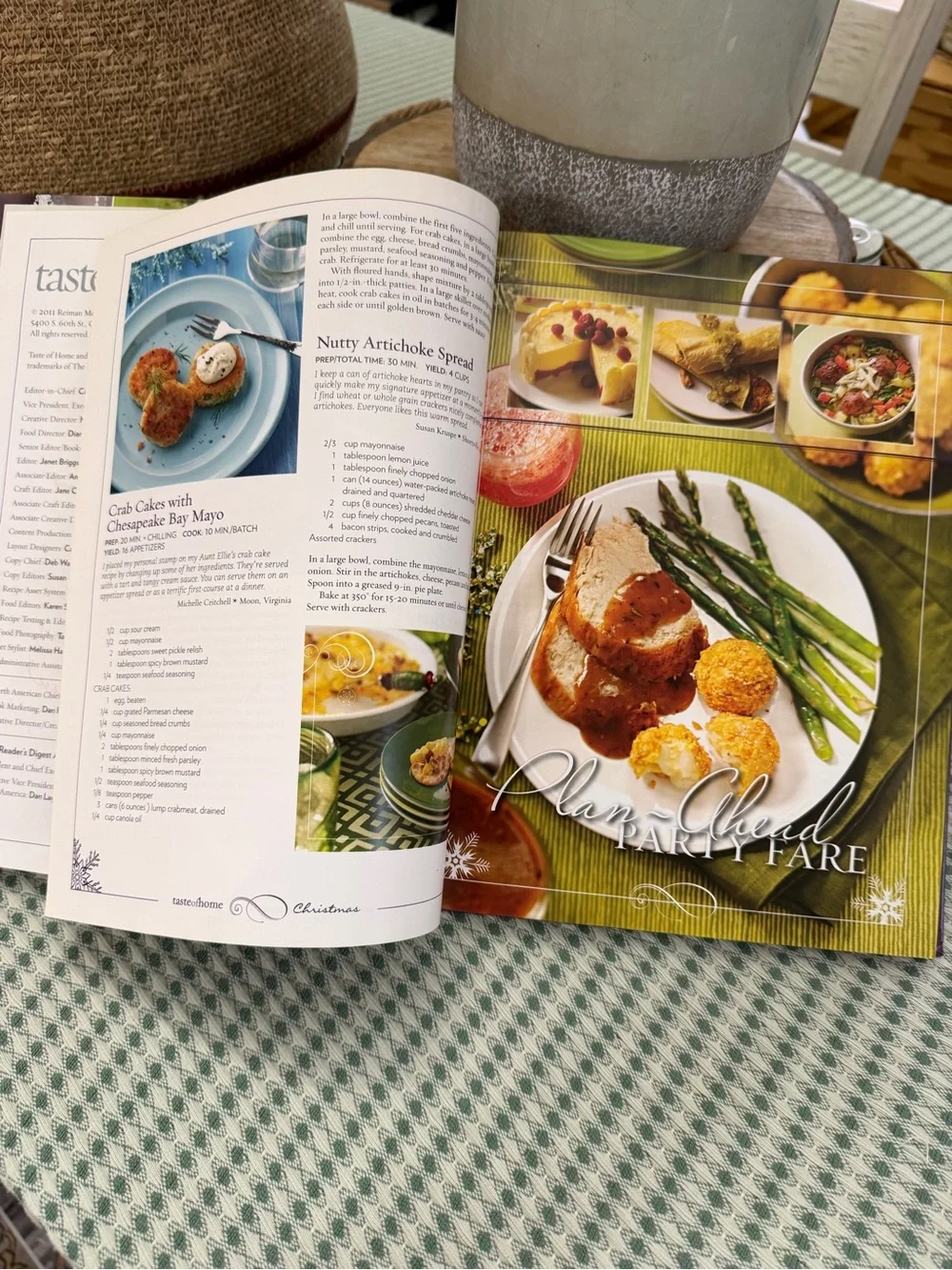 Taste of Home Christmas Cookbook Hardcover Y2K Christmas Cookbook Illustrations